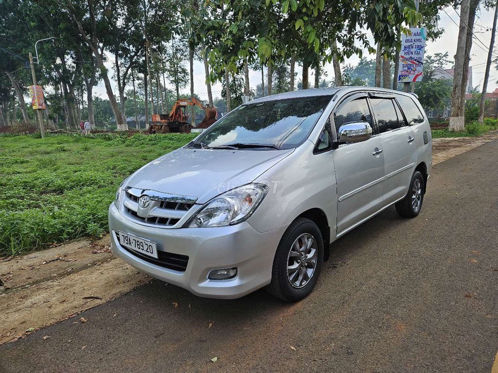 Toyota Innova 2008 - ảnh 1