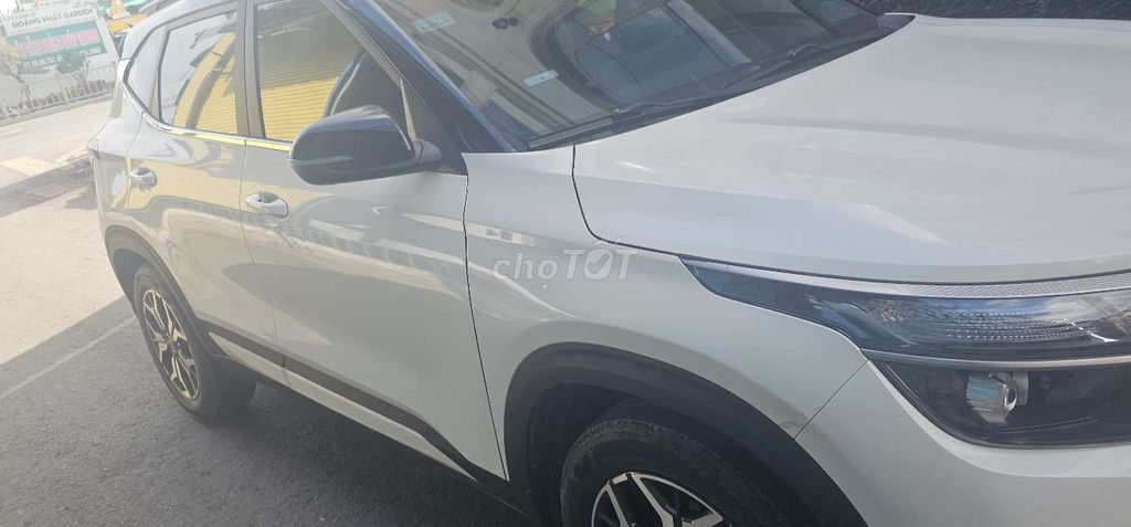 Kia Seltos 2021 - ảnh 1