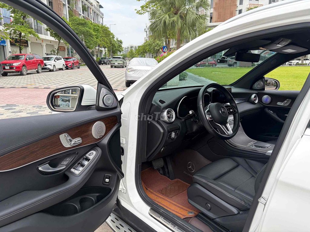 Mercedes-Benz 2022 - ảnh 3