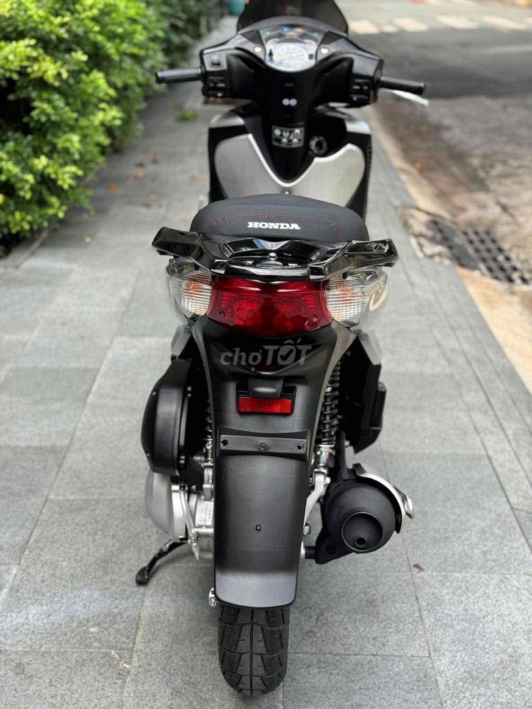 Honda SH 2006 - ảnh 2