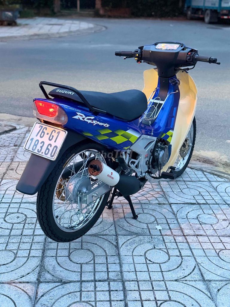 Suzuki RG 2002 - ảnh 1