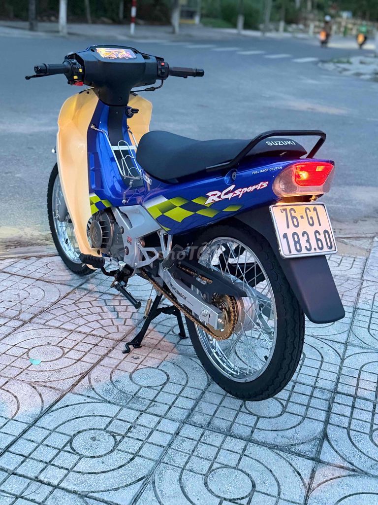 Suzuki RG 2002 - ảnh 2