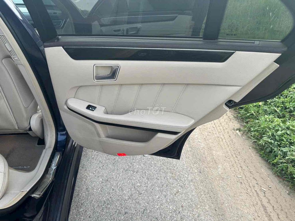 Mercedes-Benz - ảnh 2