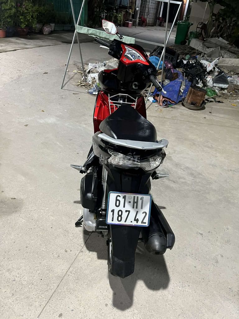 Honda Air Blade 2024 - ảnh 1