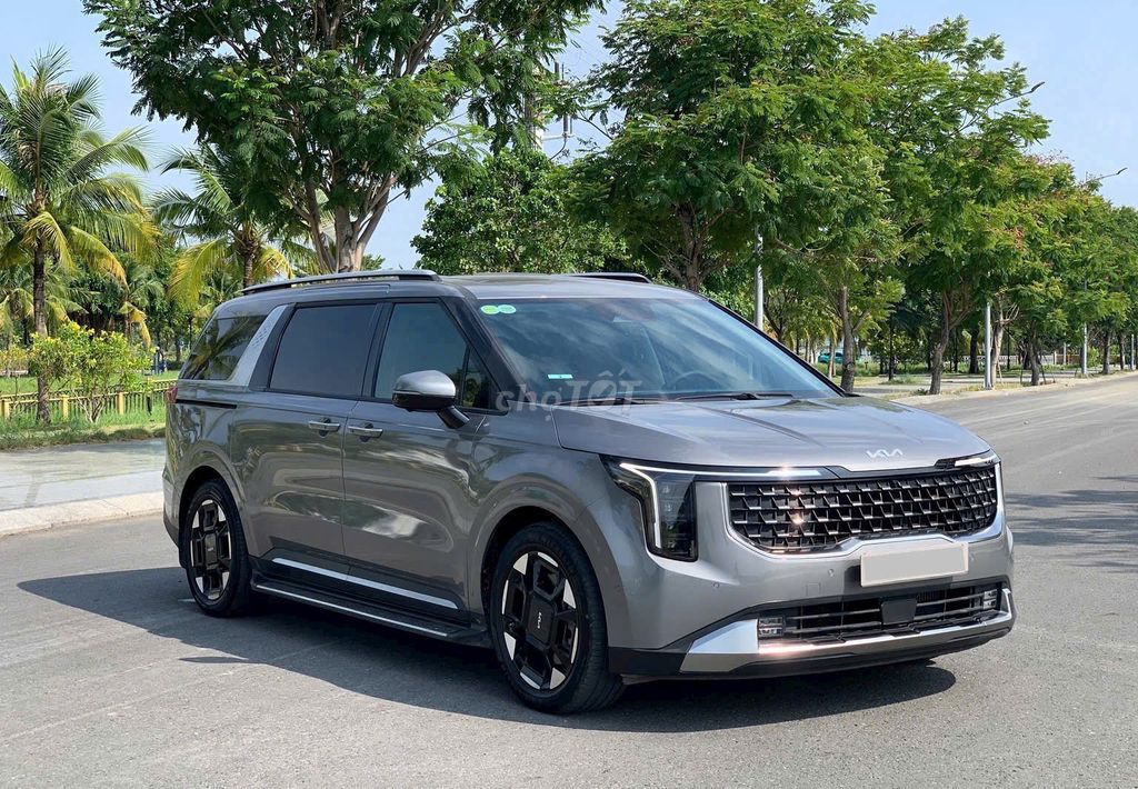 Kia Carnival 2025 - ảnh 1