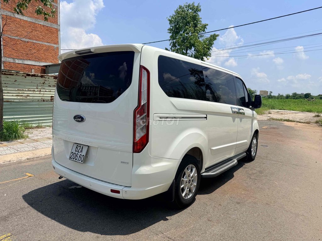 Ford Tourneo 2020 - ảnh 4