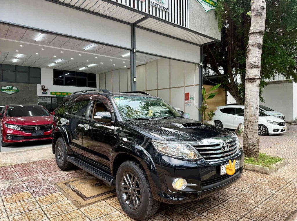 Toyota Fortuner 2016 - ảnh 2
