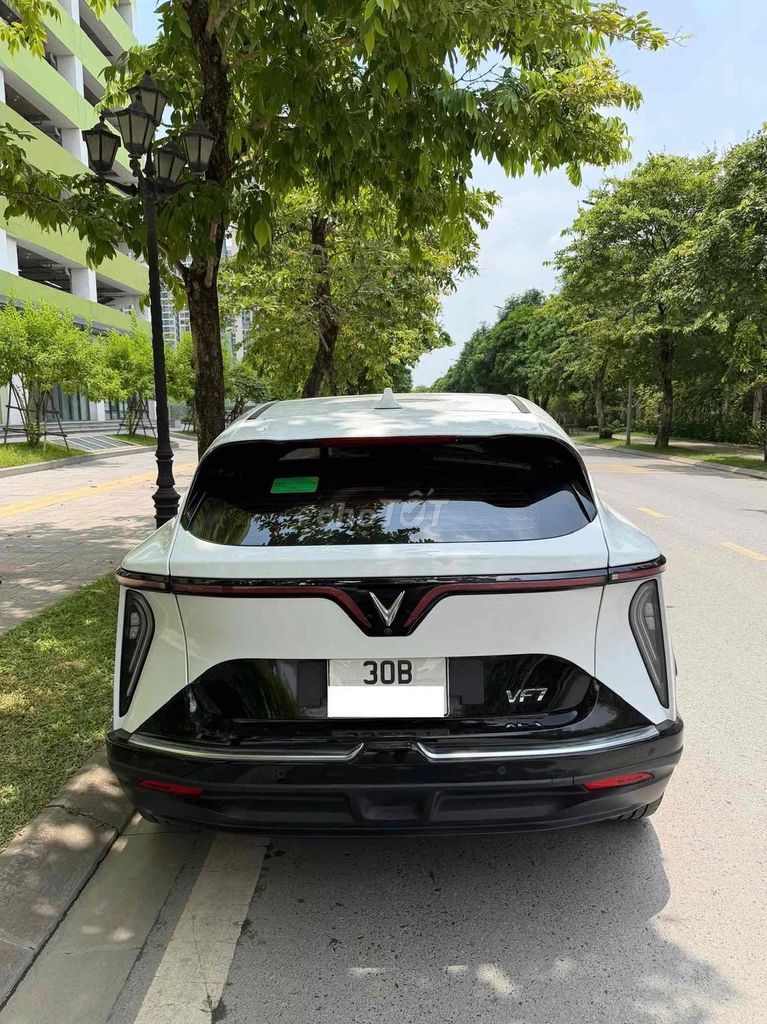 VinFast VF7 Eco 2026 - ảnh 3