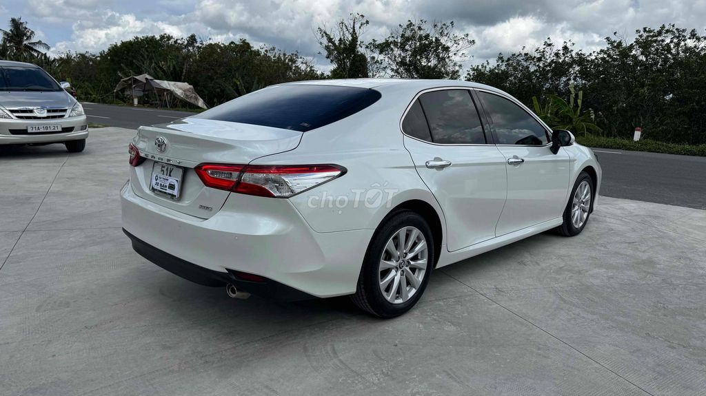 Toyota Camry 2.0G 2021 - ảnh 4