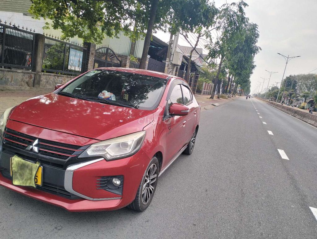 Mitsubishi Attrage 2021 - ảnh 4