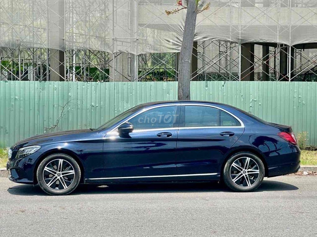 Mercedes-Benz 2020 - ảnh 4