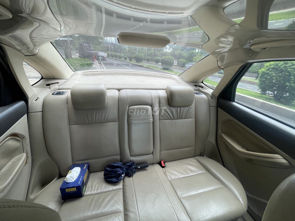 Ford Focus 2011 - ảnh 5