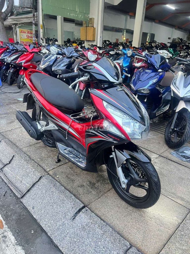 Honda Blade 2012 - ảnh 4