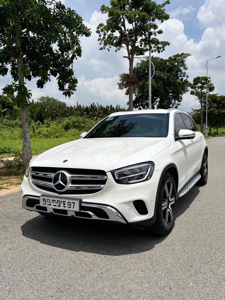 Mercedes-Benz 2021 - ảnh 1