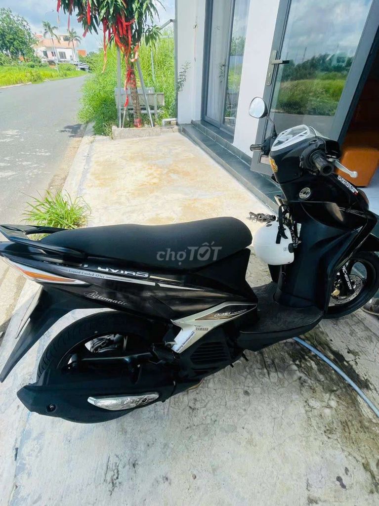 Yamaha Luvias 2012 - ảnh 2