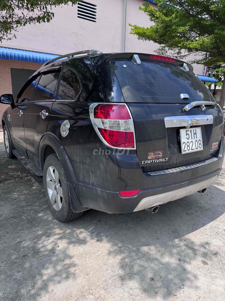 Chevrolet Captiva - ảnh 3
