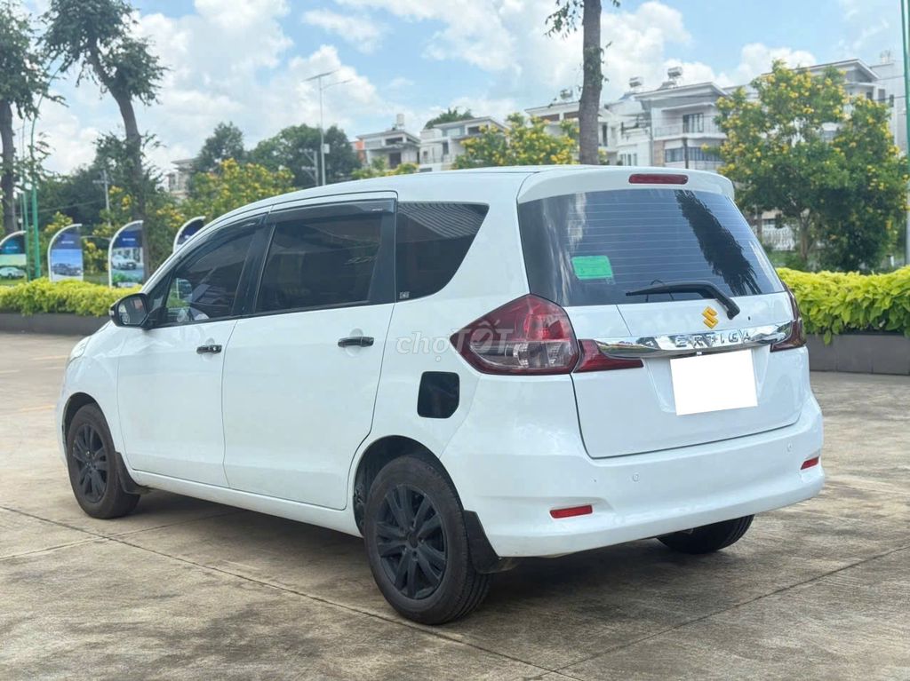 Suzuki Ertiga 2017 - ảnh 4