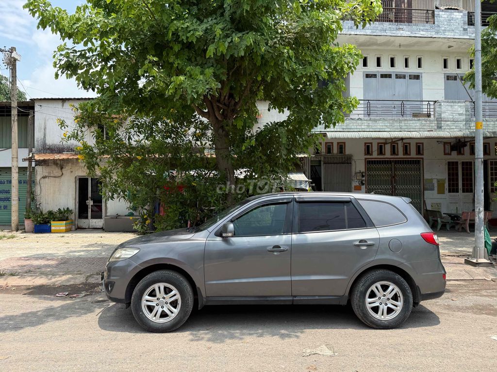 Hyundai 2011 - ảnh 2