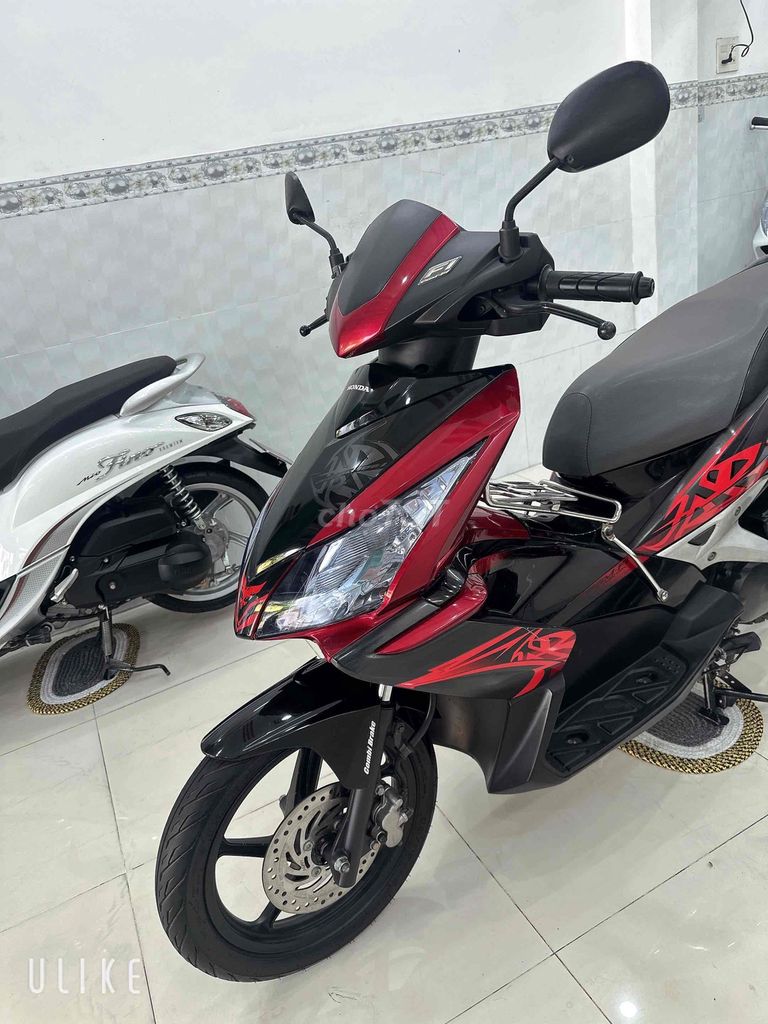 Honda Air Blade 2011 - ảnh 3