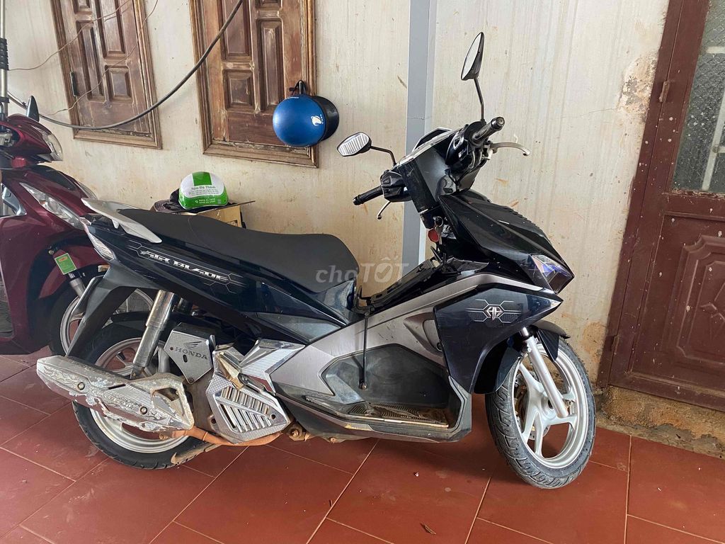 Honda Air Blade 2017 - ảnh 3