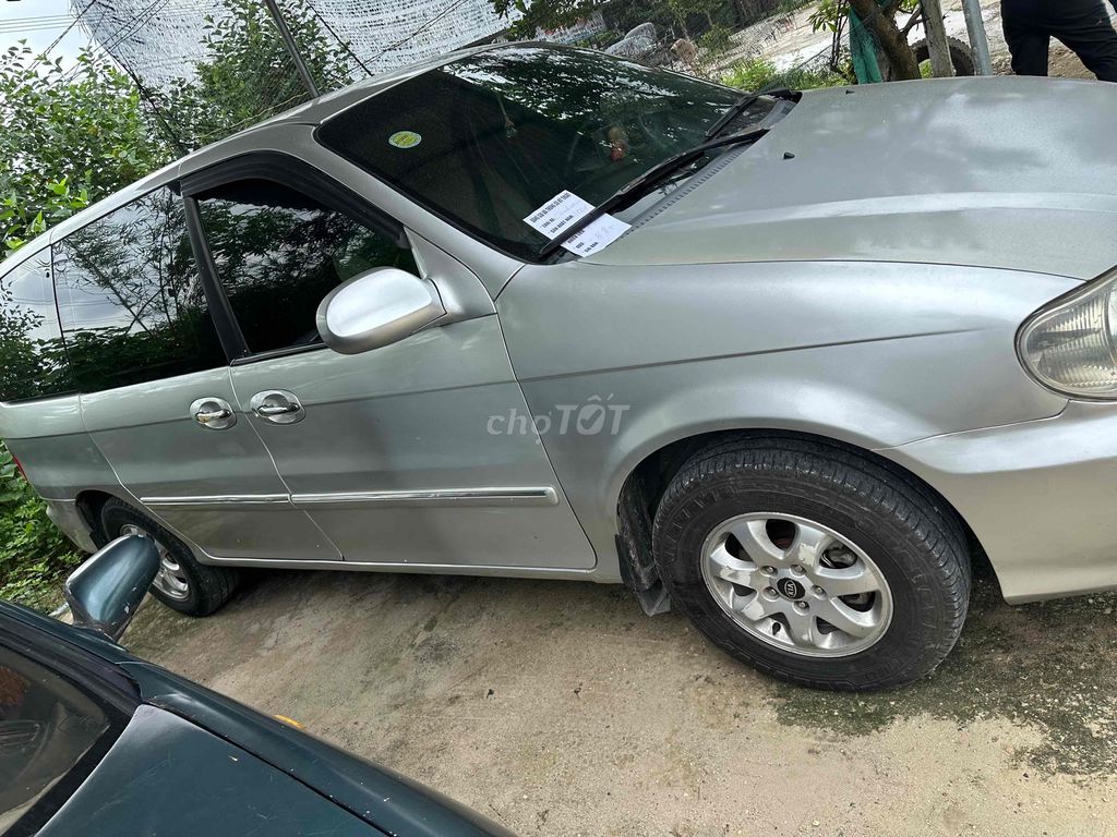 Kia Carnival - ảnh 1