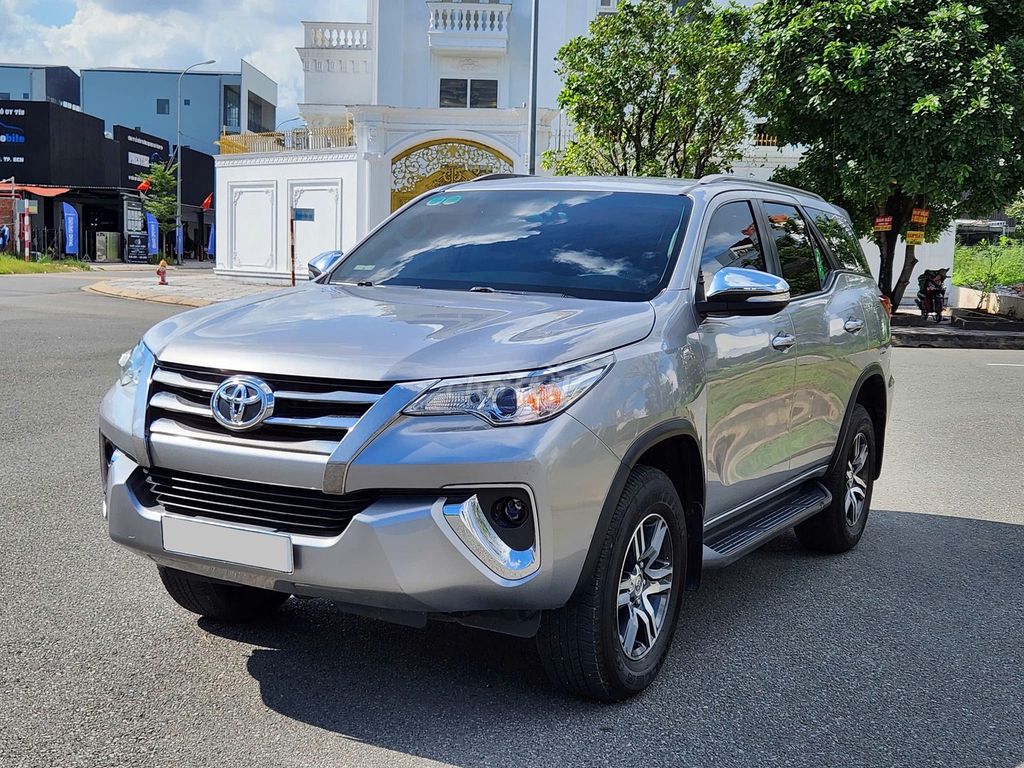Toyota Fortuner 2017 - ảnh 1