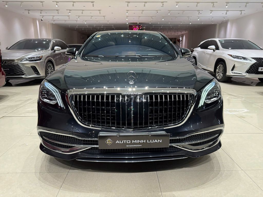 Mercedes-Benz 2018 - ảnh 1