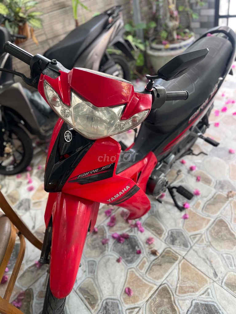 Yamaha Sirius 2012 - ảnh 1