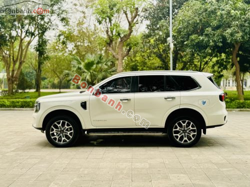 Ford Everest Titanium 2.0L 4x2 AT 2022 - ảnh 3