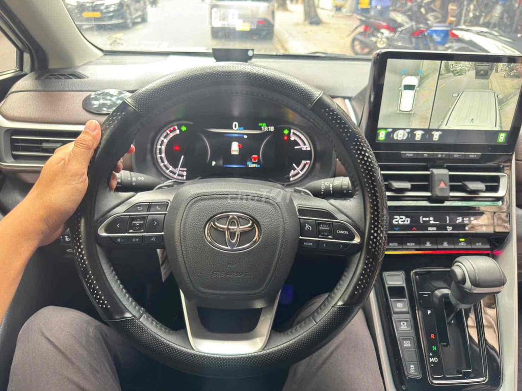 Toyota Innova Cross 2024 - ảnh 4