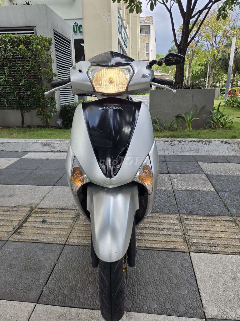 Honda Lead 2010 - ảnh 1