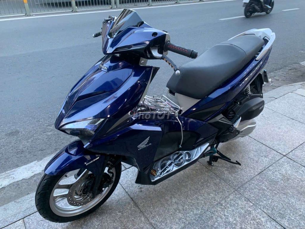 Honda Air Blade 2017 - ảnh 2