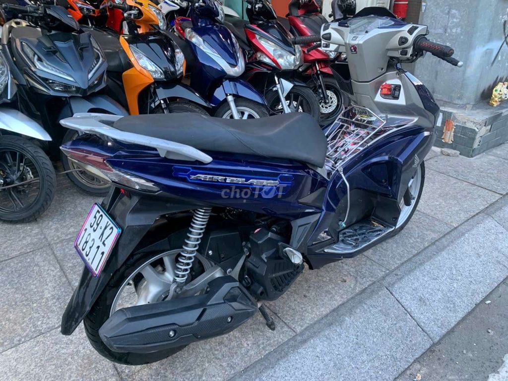 Honda Air Blade 2017 - ảnh 3