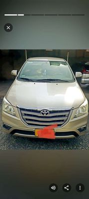 Toyota Innova - ảnh 1