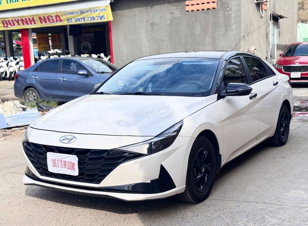 Hyundai Elantra 2022 - ảnh 3