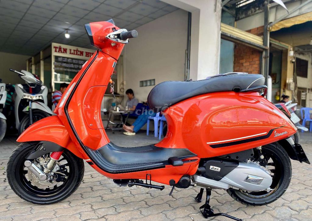 VESPA Sprint 2022 - ảnh 3