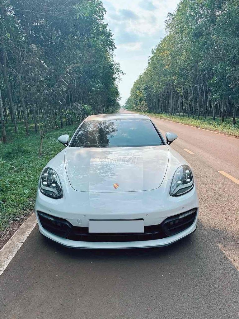 Porsche Panamera 2023 - ảnh 1