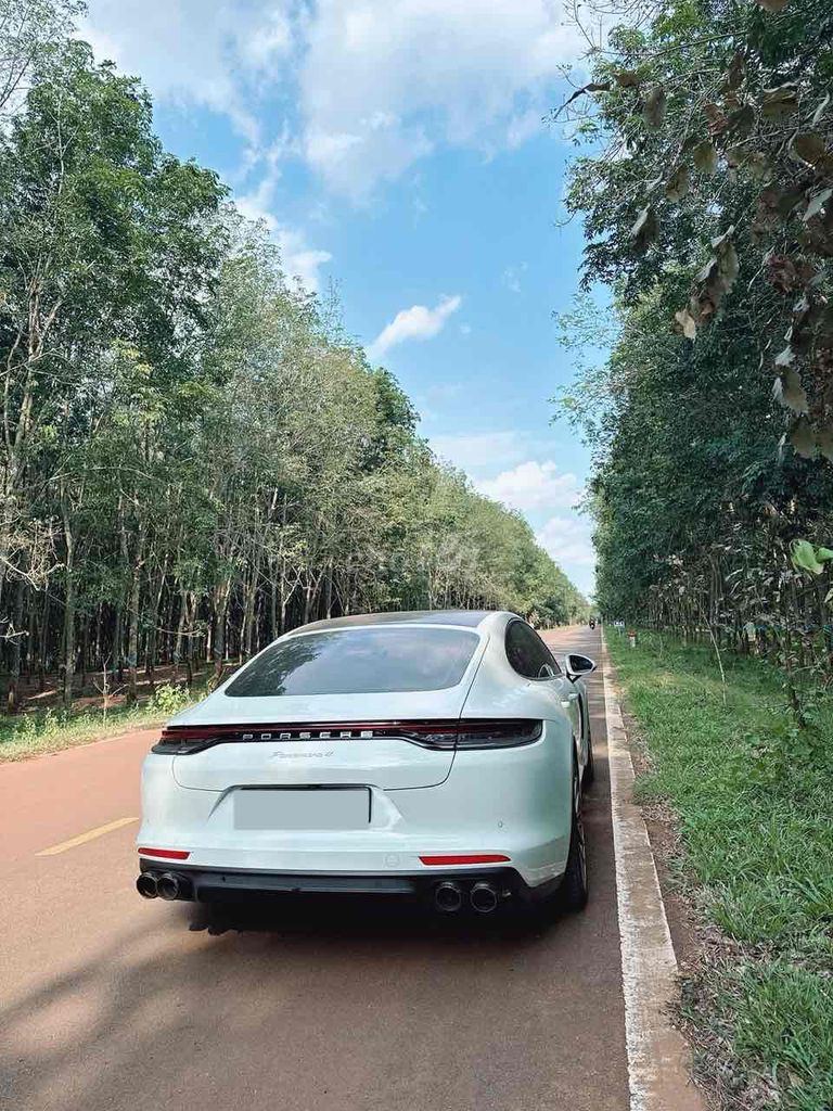 Porsche Panamera 2023 - ảnh 4