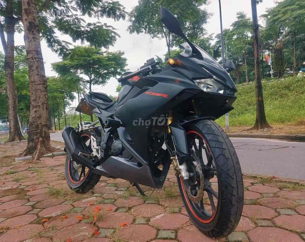Honda CBR 2023 - ảnh 1