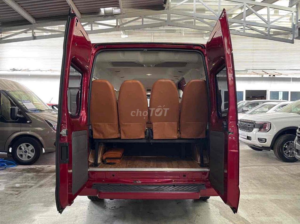 Ford Transit Limousine 2022 - ảnh 4
