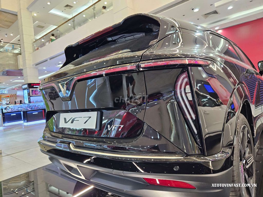 VinFast VF7 - ảnh 3