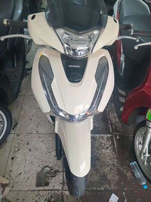 Honda SH 2017 - ảnh 1