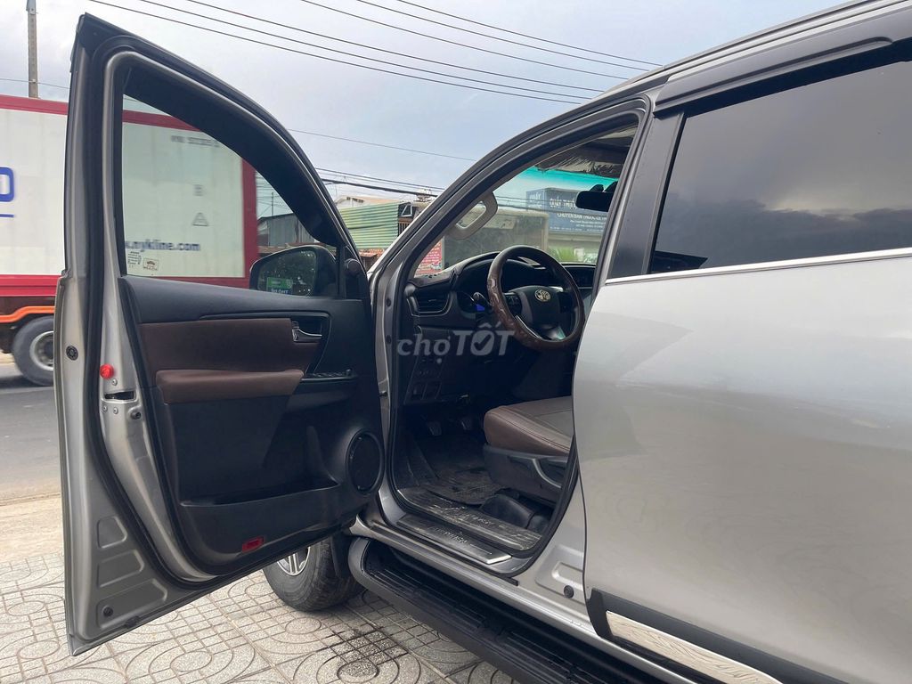 Toyota Fortuner 2017 - ảnh 2