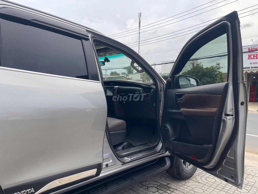Toyota Fortuner 2017 - ảnh 3