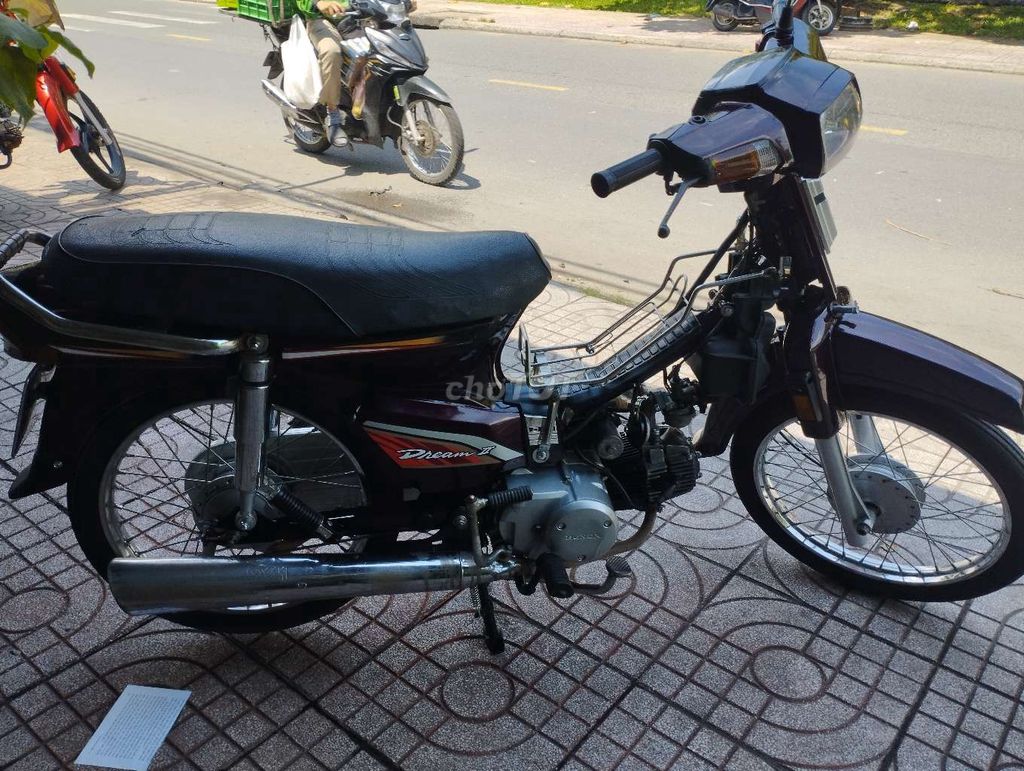 Honda Dream 2009 - ảnh 4