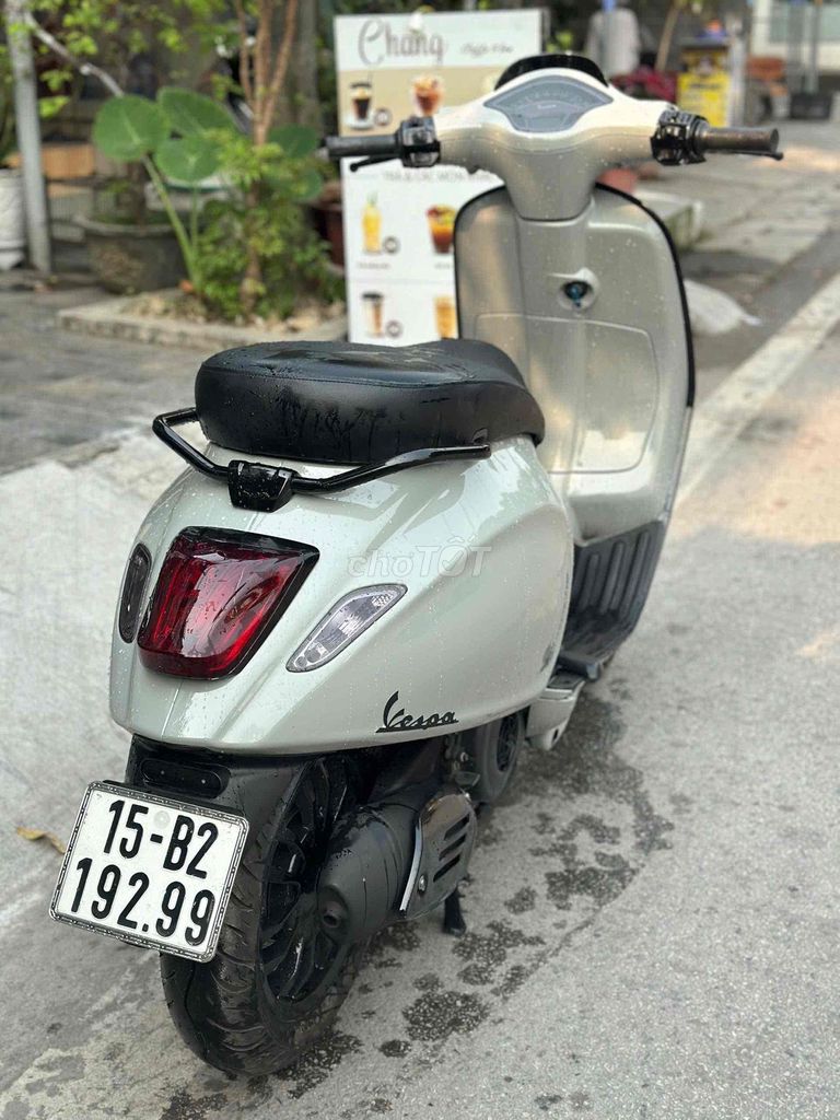 Piaggio Vespa 2015 - ảnh 1