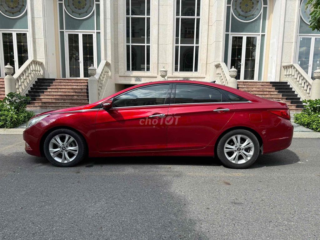 Hyundai Sonata 2010 - ảnh 3
