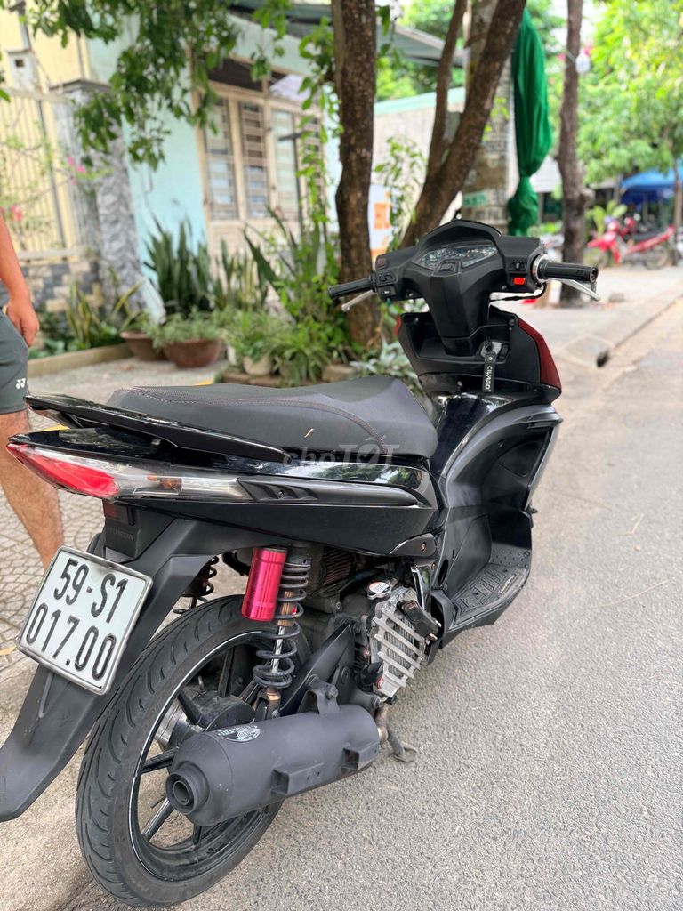Honda Air Blade 2010 - ảnh 5