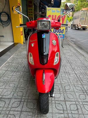 Piaggio Vespa 2012 - ảnh 1
