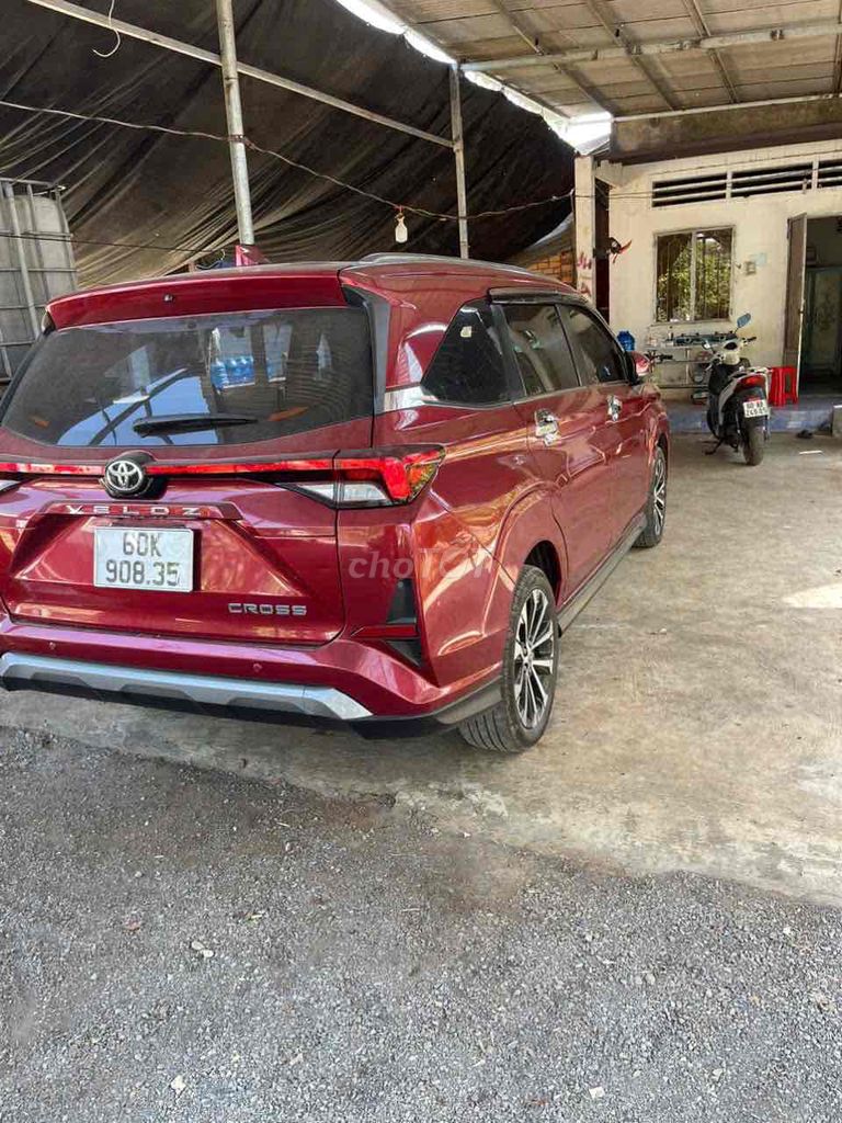 Toyota Veloz Cross - ảnh 4